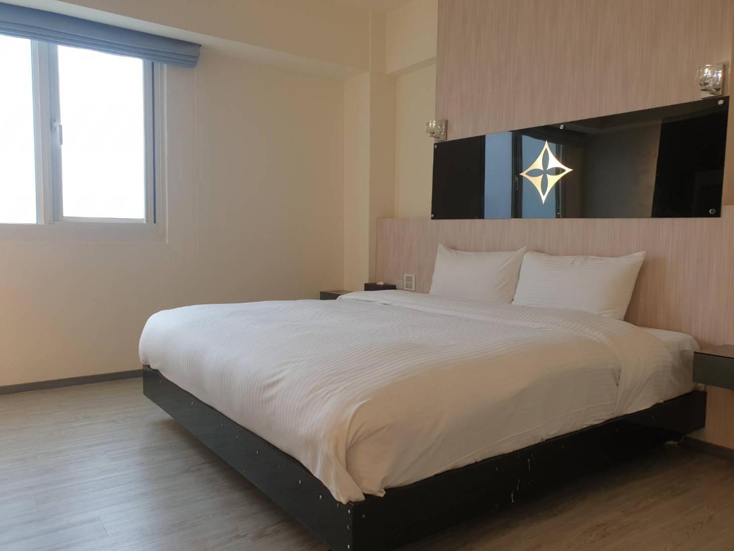 Walker Hotel - Chenggong Taipei Esterno foto